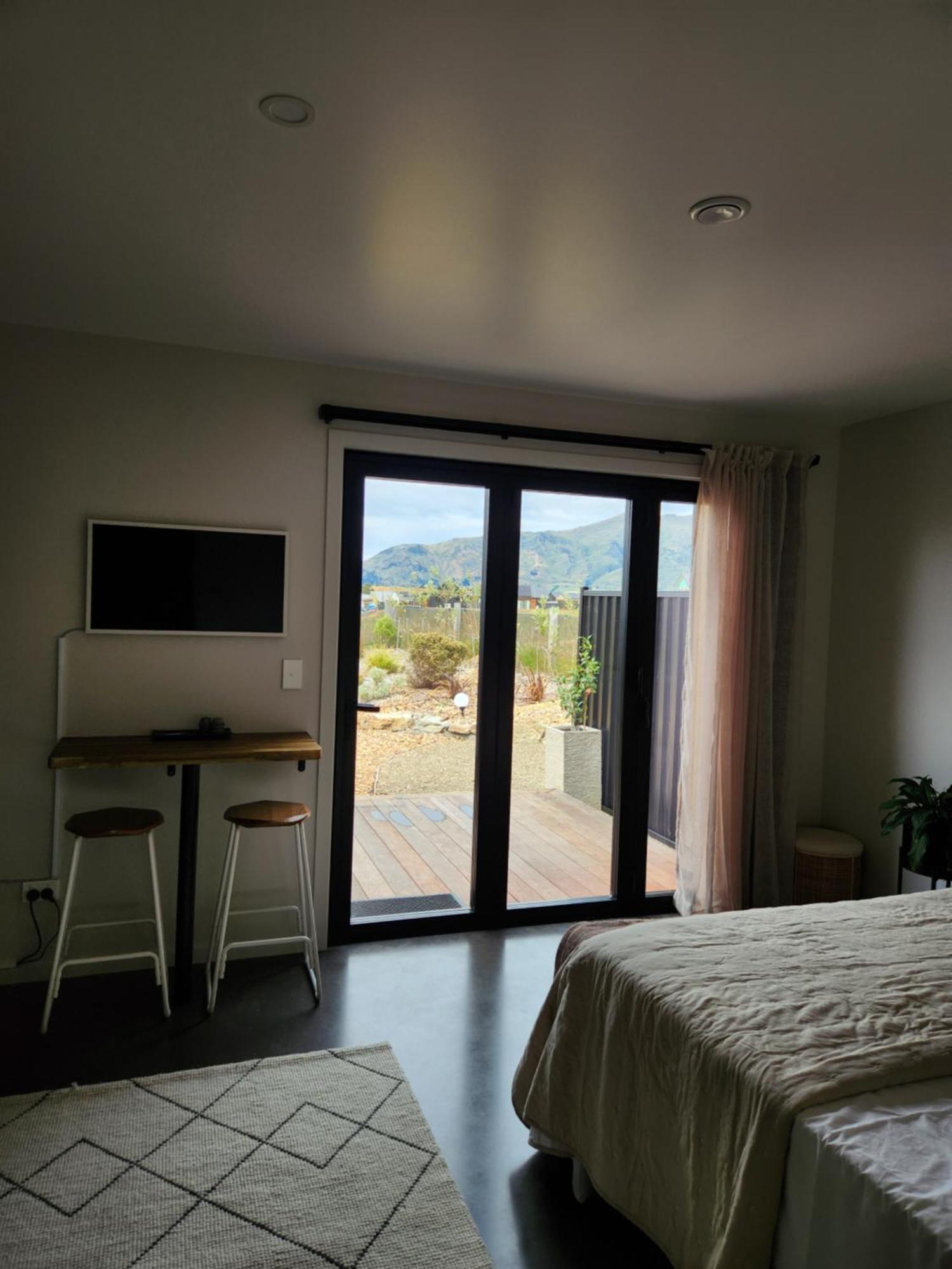 Escape To Riverslea Wanaka Extérieur photo